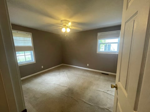 Tiny photo for 1007 W Laurel Street, Carbondale, IL 62902 (MLS # 12755185)