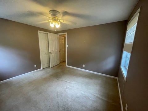Tiny photo for 1007 W Laurel Street, Carbondale, IL 62902 (MLS # 12755185)