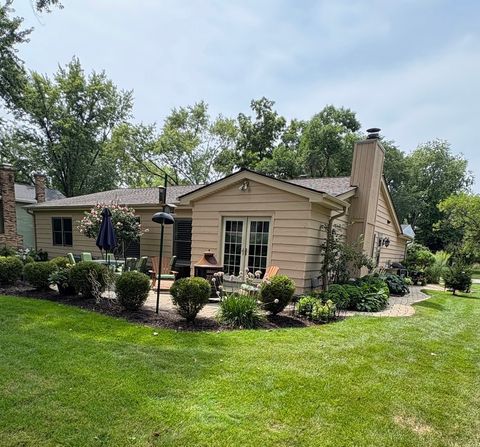 Tiny photo for 345 Cottonwood Lane, Naperville, IL 60540 (MLS # 12448184)