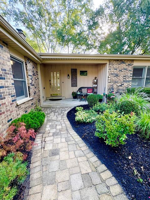 Tiny photo for 345 Cottonwood Lane, Naperville, IL 60540 (MLS # 12448184)