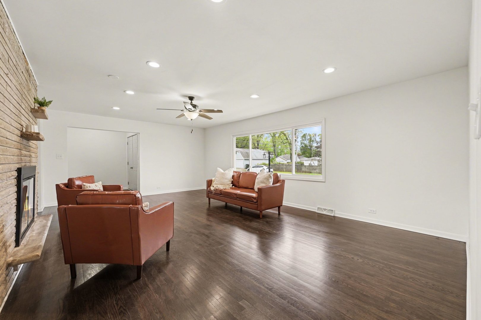 18289 Burnham Avenue