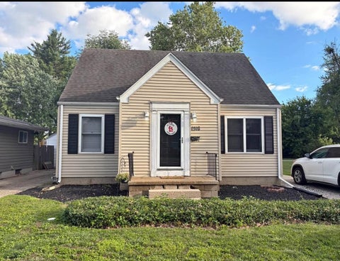 Photo of 1518 W Iles Avenue, Springfield, IL 62704 (MLS # 12736506)