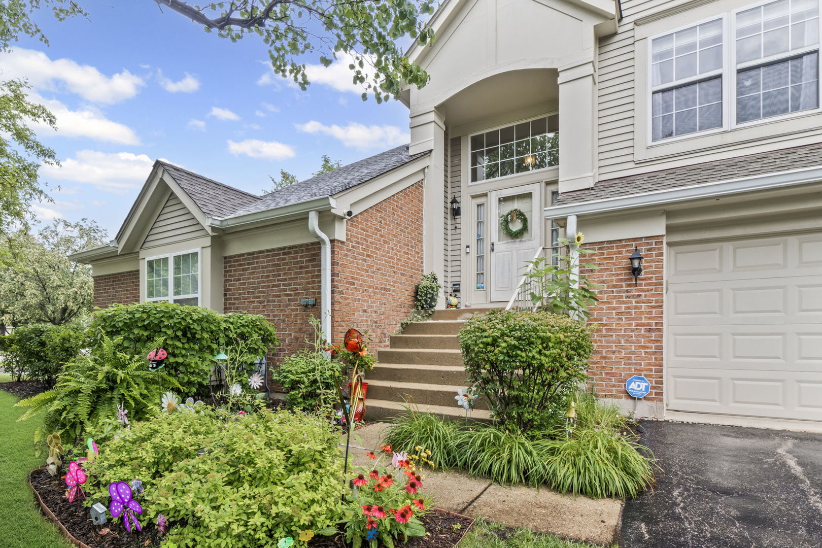 1631 Columbia Circle 2