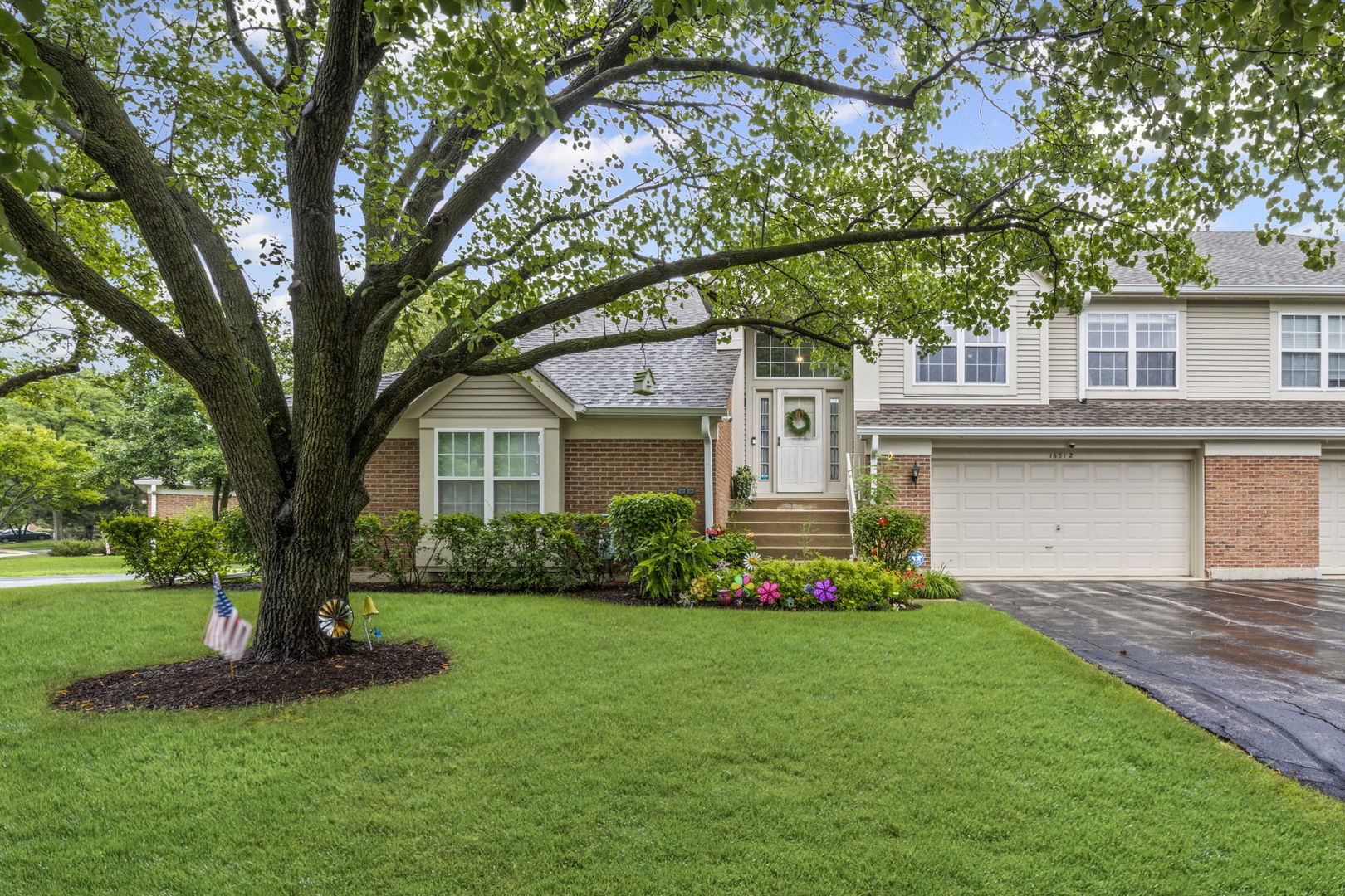 1631 Columbia Circle 2