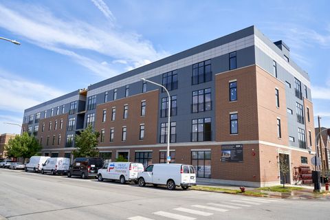 4149 S Cottage Grove Avenue 305 Chicago IL 60653