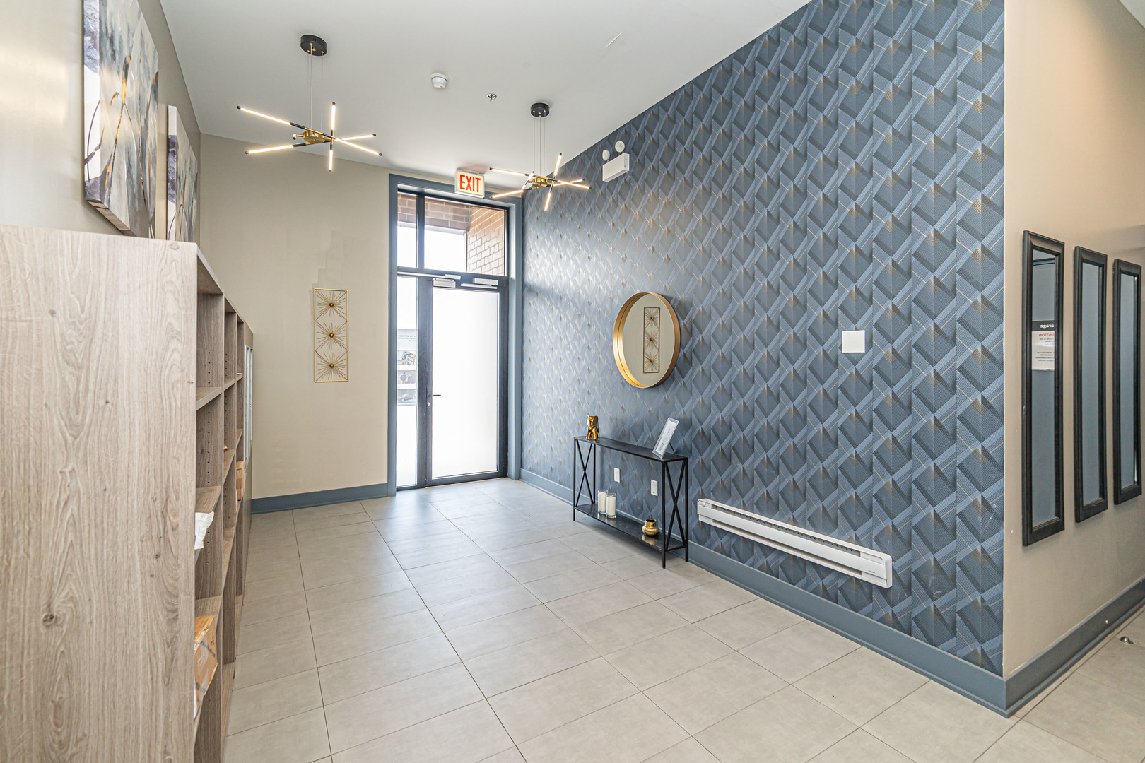 4149 S Cottage Grove Avenue 305