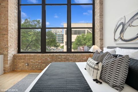 Tiny photo for 11 N Green Street #2D, Chicago, IL 60607 (MLS # 12500469)