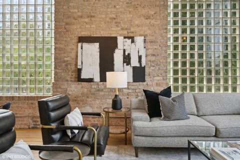 Tiny photo for 11 N Green Street #2D, Chicago, IL 60607 (MLS # 12500469)