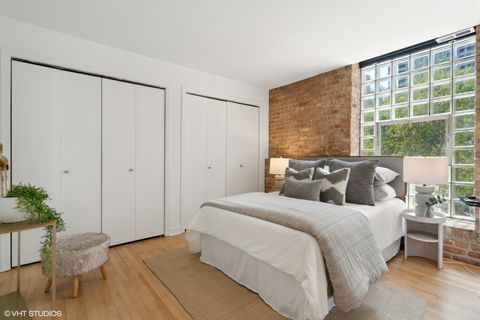 Tiny photo for 11 N Green Street #2D, Chicago, IL 60607 (MLS # 12500469)
