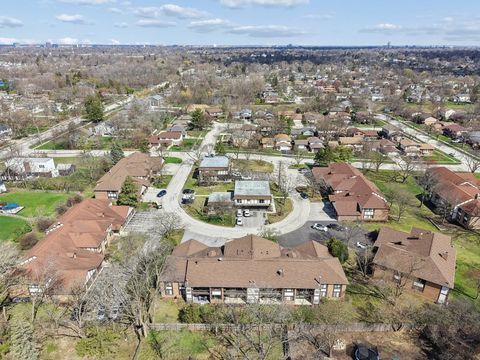 Tiny photo for 5851 Doe Circle #5851, Westmont, IL 60559 (MLS # 12614222)