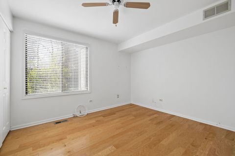 Tiny photo for 5851 Doe Circle #5851, Westmont, IL 60559 (MLS # 12614222)