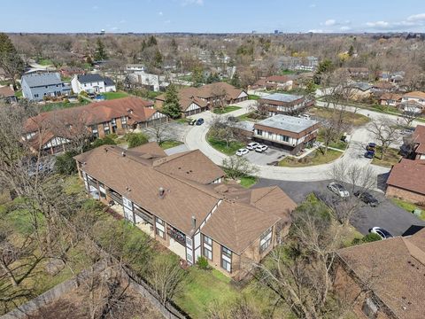 Tiny photo for 5851 Doe Circle #5851, Westmont, IL 60559 (MLS # 12614222)