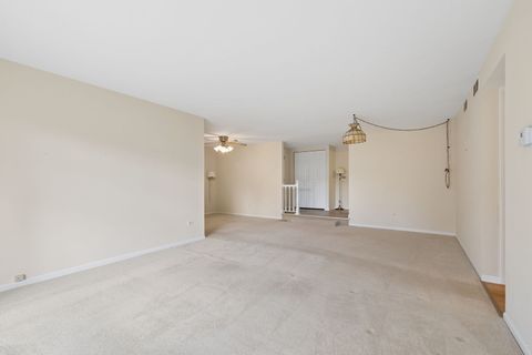 Tiny photo for 5851 Doe Circle #5851, Westmont, IL 60559 (MLS # 12614222)