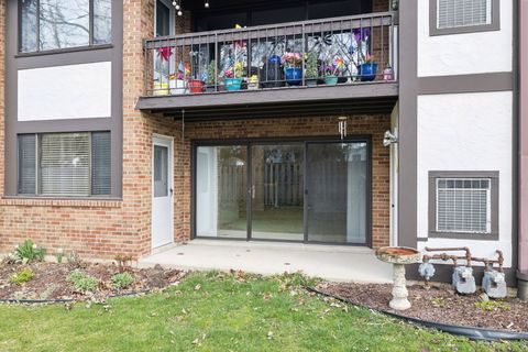 Tiny photo for 5851 Doe Circle #5851, Westmont, IL 60559 (MLS # 12614222)