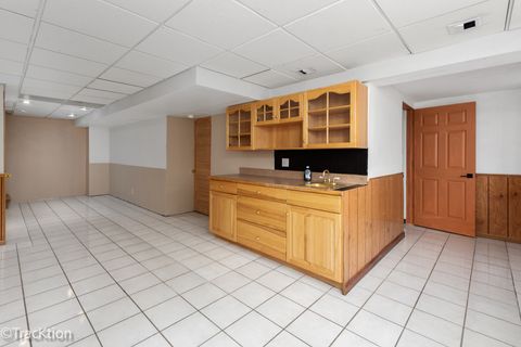 Tiny photo for 75 Saint Croix Court, Aurora, IL 60504 (MLS # 12474733)