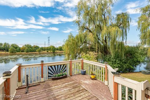 Tiny photo for 75 Saint Croix Court, Aurora, IL 60504 (MLS # 12474733)