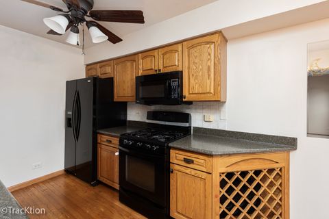 Tiny photo for 75 Saint Croix Court, Aurora, IL 60504 (MLS # 12474733)