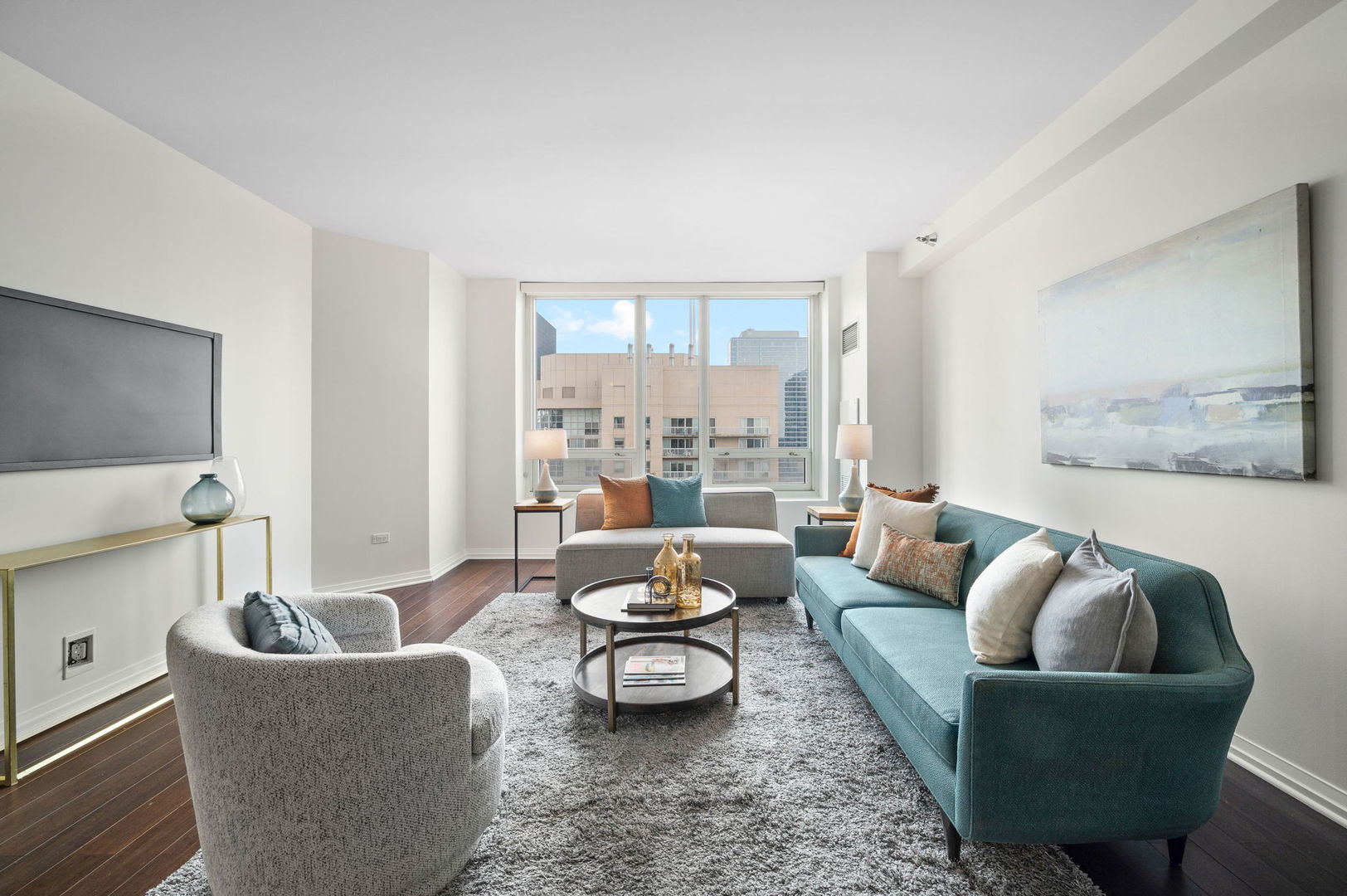 33 W Ontario Street 37D