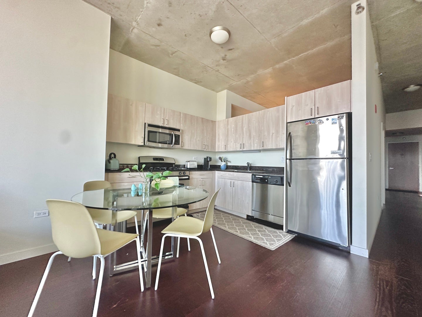 235 W Van Buren Street 3310