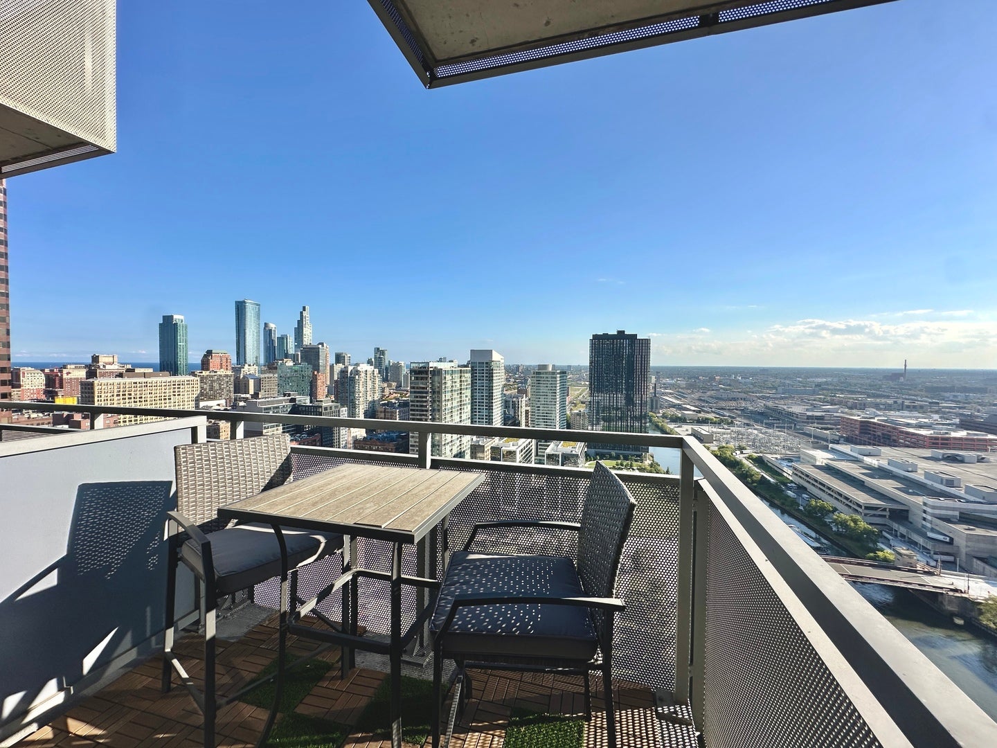 235 W Van Buren Street 3310