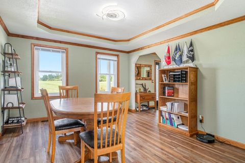 Tiny photo for 928 N Calumet Avenue, Chesterton, IN 46304 (MLS # 12628334)