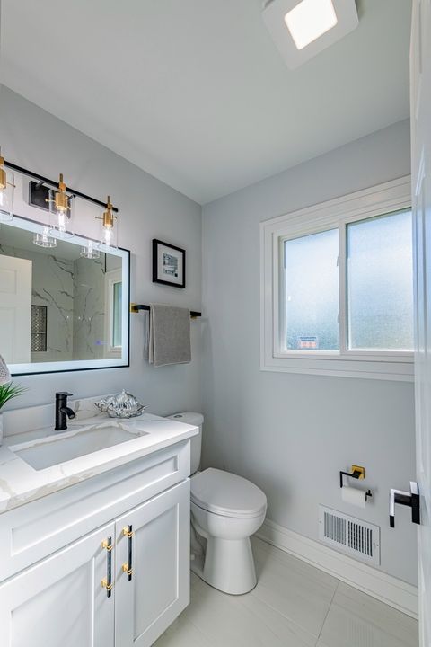 Tiny photo for 380 Ventura Club Drive, Roselle, IL 60172 (MLS # 12638990)