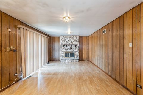Tiny photo for 848 E 150th Place, South Holland, IL 60473 (MLS # 12490769)