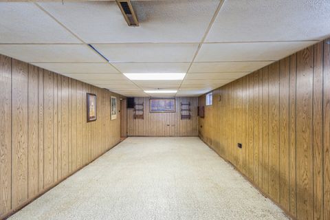 Tiny photo for 848 E 150th Place, South Holland, IL 60473 (MLS # 12490769)