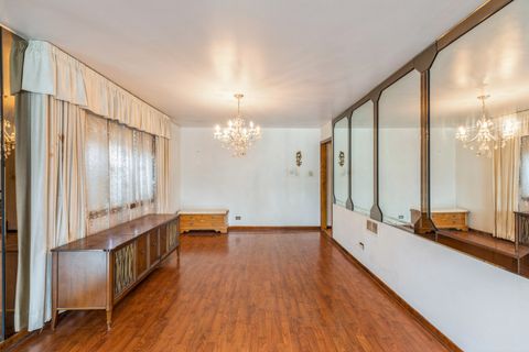Tiny photo for 848 E 150th Place, South Holland, IL 60473 (MLS # 12490769)