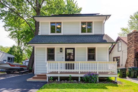 Tiny photo for 26371 N Elmwood Avenue, Mundelein, IL 60060 (MLS # 12435013)