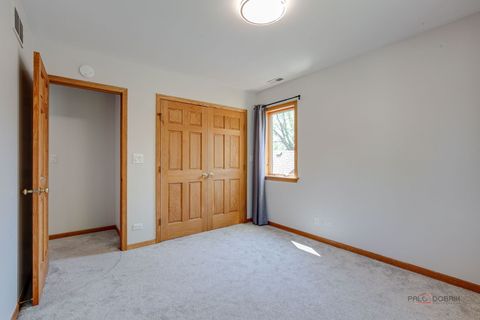 Tiny photo for 26371 N Elmwood Avenue, Mundelein, IL 60060 (MLS # 12435013)