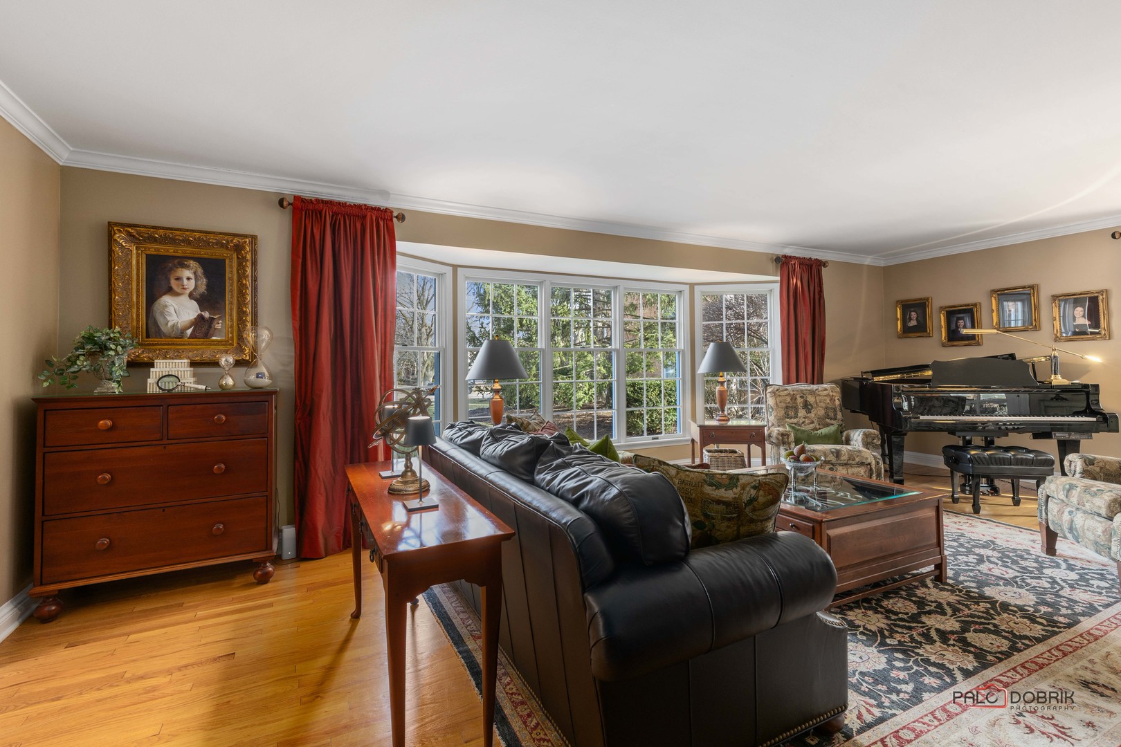 95 W Honeysuckle Road