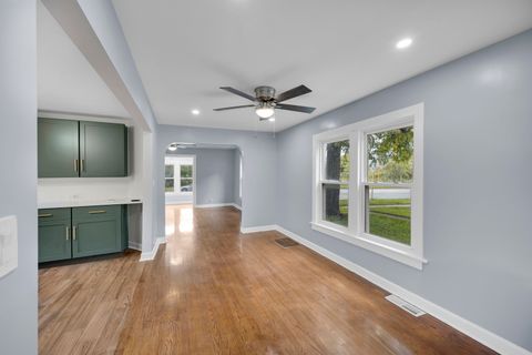 Tiny photo for 15708 Park Avenue, Harvey, IL 60426 (MLS # 12625441)