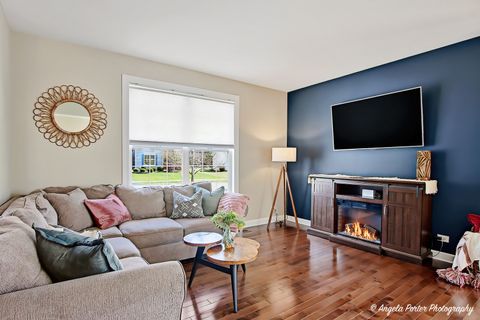 Tiny photo for 2275 Walnut Glen Boulevard, Island Lake, IL 60042 (MLS # 12597791)