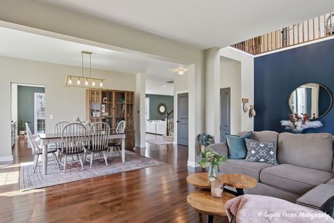 Tiny photo for 2275 Walnut Glen Boulevard, Island Lake, IL 60042 (MLS # 12597791)