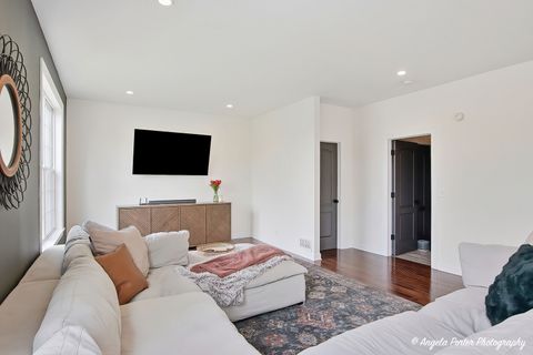 Tiny photo for 2275 Walnut Glen Boulevard, Island Lake, IL 60042 (MLS # 12597791)