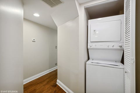 Tiny photo for 929 W Eastwood Avenue #GW, Chicago, IL 60640 (MLS # 12736975)
