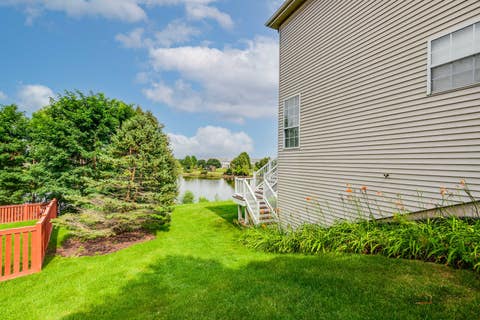 Tiny photo for 39 Amber Court, Lindenhurst, IL 60046 (MLS # 12718773)