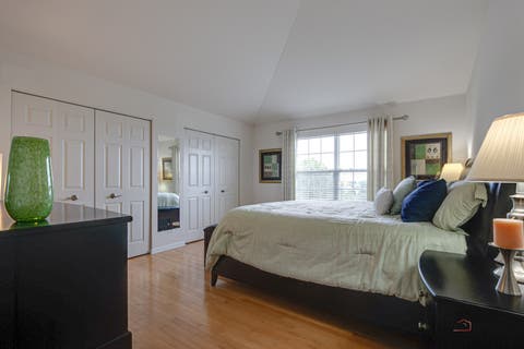 Tiny photo for 39 Amber Court, Lindenhurst, IL 60046 (MLS # 12718773)