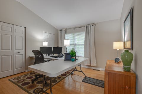 Tiny photo for 39 Amber Court, Lindenhurst, IL 60046 (MLS # 12718773)
