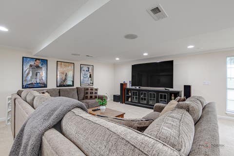 Tiny photo for 39 Amber Court, Lindenhurst, IL 60046 (MLS # 12718773)