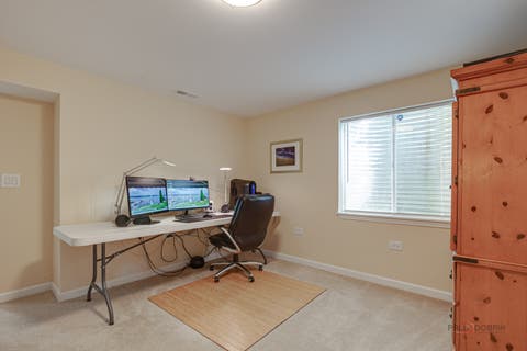 Tiny photo for 39 Amber Court, Lindenhurst, IL 60046 (MLS # 12718773)