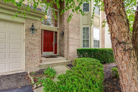 Tiny photo for 39 Amber Court, Lindenhurst, IL 60046 (MLS # 12718773)