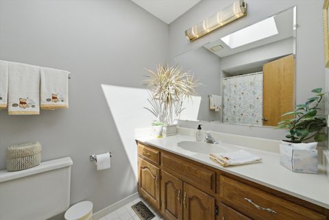 Tiny photo for 10816 Long Avenue, Oak Lawn, IL 60453 (MLS # 12662898)