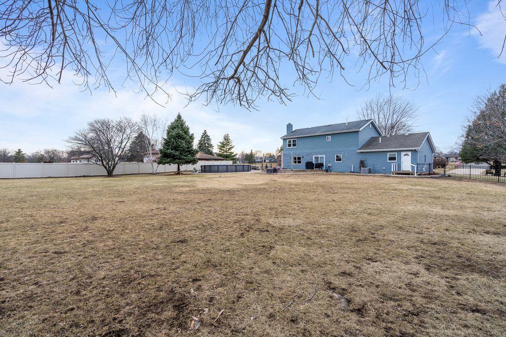 listing image 40