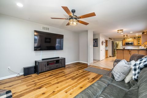 A home in New Lenox