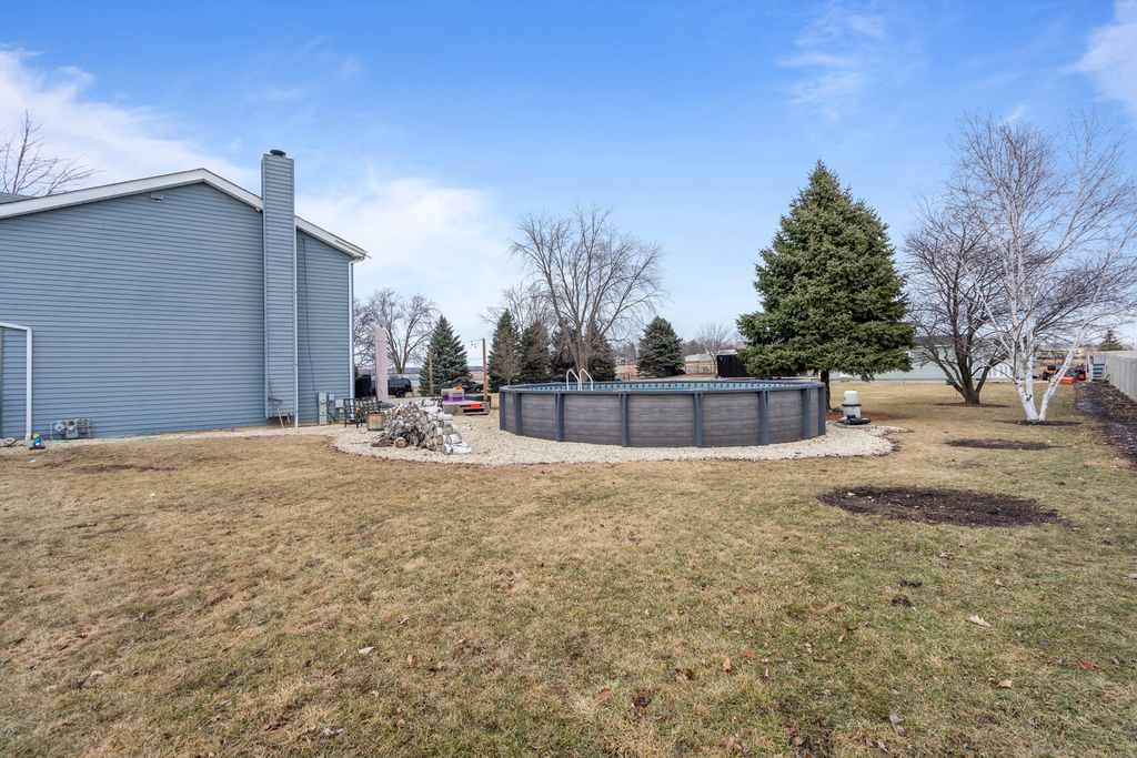 listing image 44