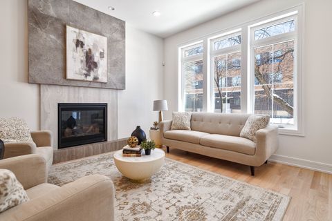 Tiny photo for 5620 N Francisco Avenue, Chicago, IL 60659 (MLS # 12570637)