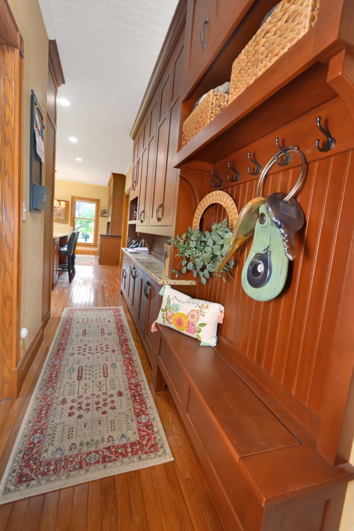 Bloomington, Illinois 61705, United States, 5 Bedrooms Bedrooms, ,5 BathroomsBathrooms,Residential,Active,213465