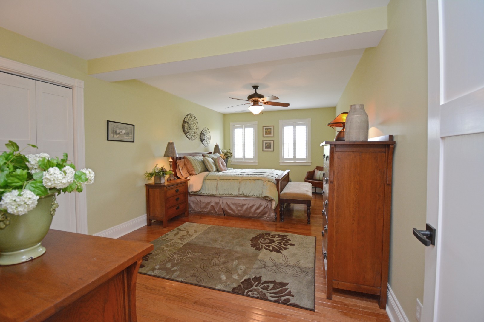 Bloomington, Illinois 61705, United States, 5 Bedrooms Bedrooms, ,5 BathroomsBathrooms,Residential,Active,213465